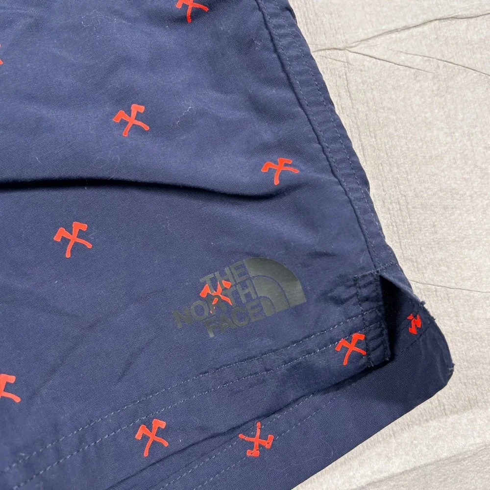The North Face Shorts Mens L Pickaxe Print Class V Lined Trunks Navy Red Climber